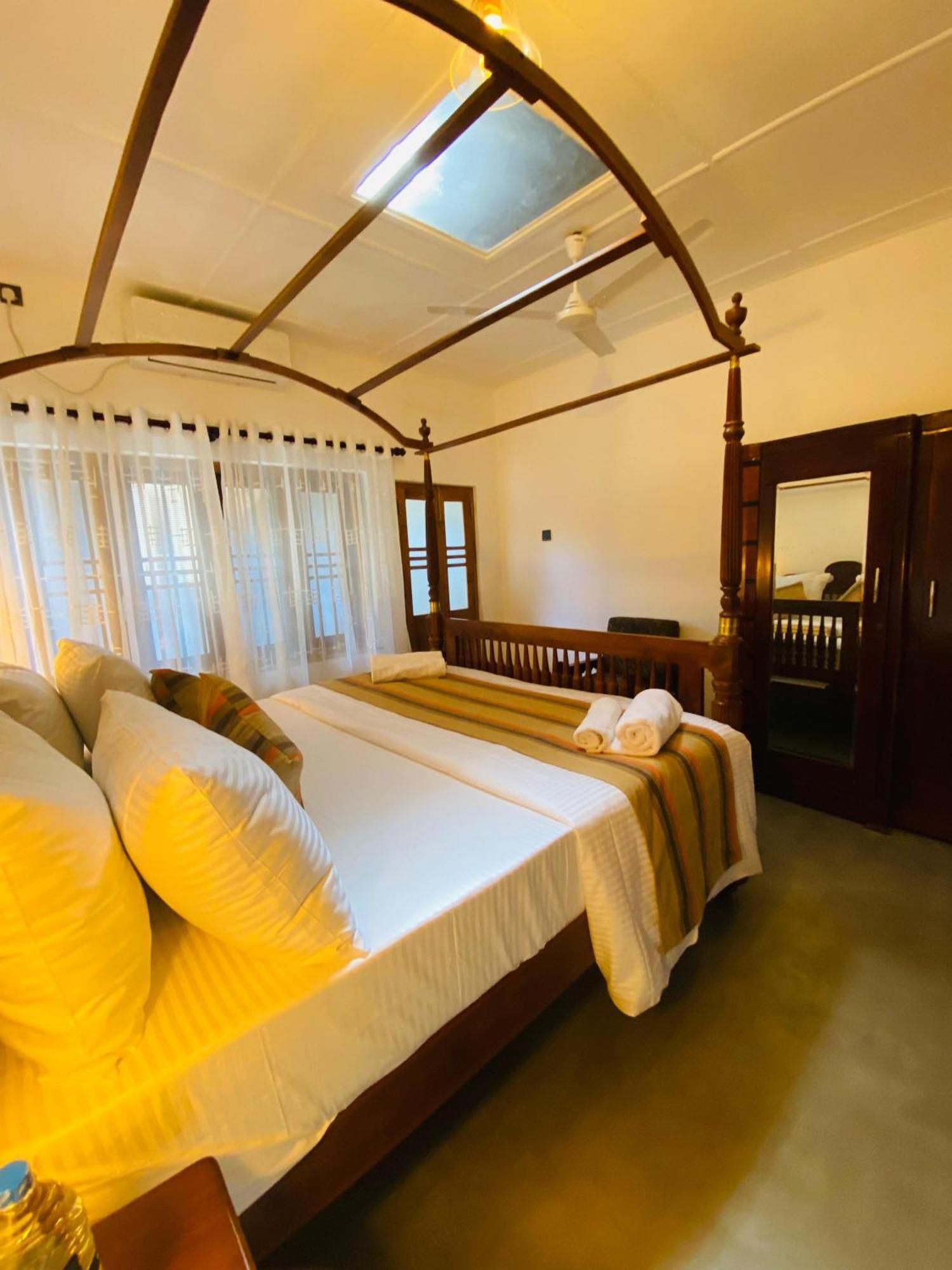Happy Valley Residence Unawatuna Galle Buitenkant foto