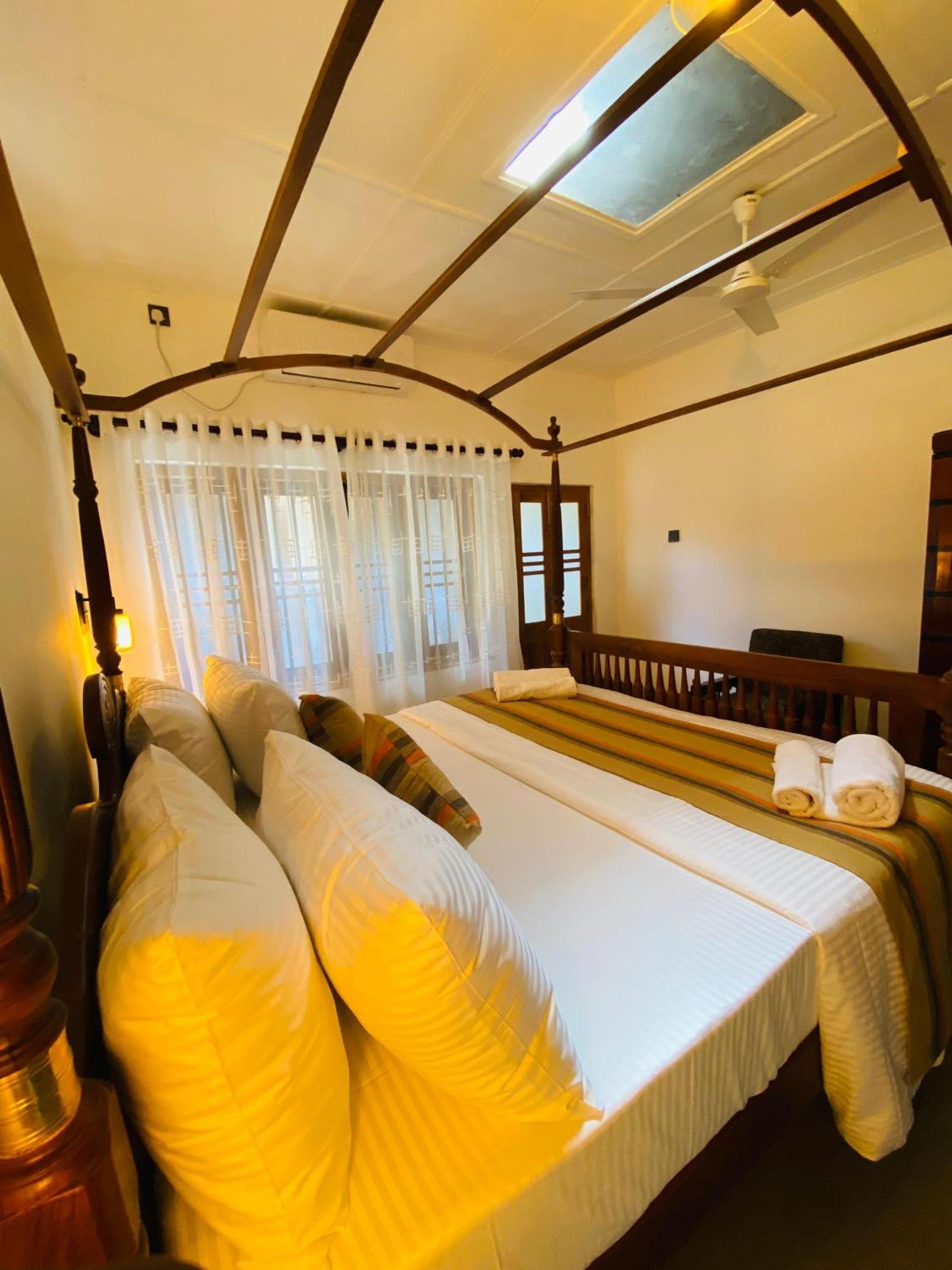 Happy Valley Residence Unawatuna Galle Buitenkant foto